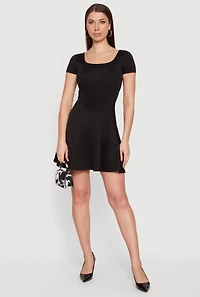 Short Sleeve Scoop Neck Skater Mini Dress