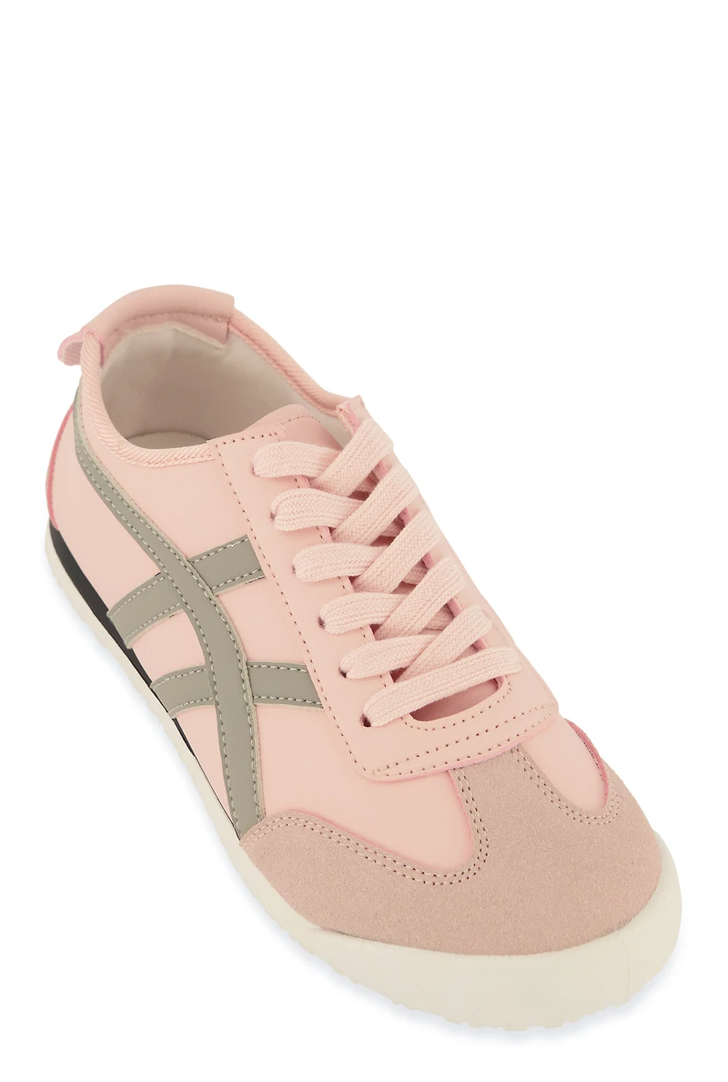 Womens Contrast Trim Low Top Lace Up Sneakers, Pink, Size 9
