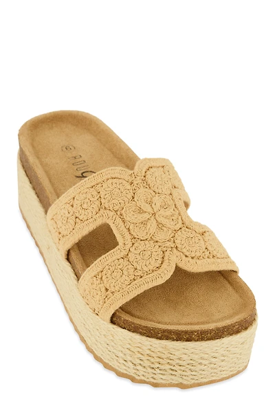 Womens Floral Crochet H Band Platform Footbed Sandals, Beige, Size 9