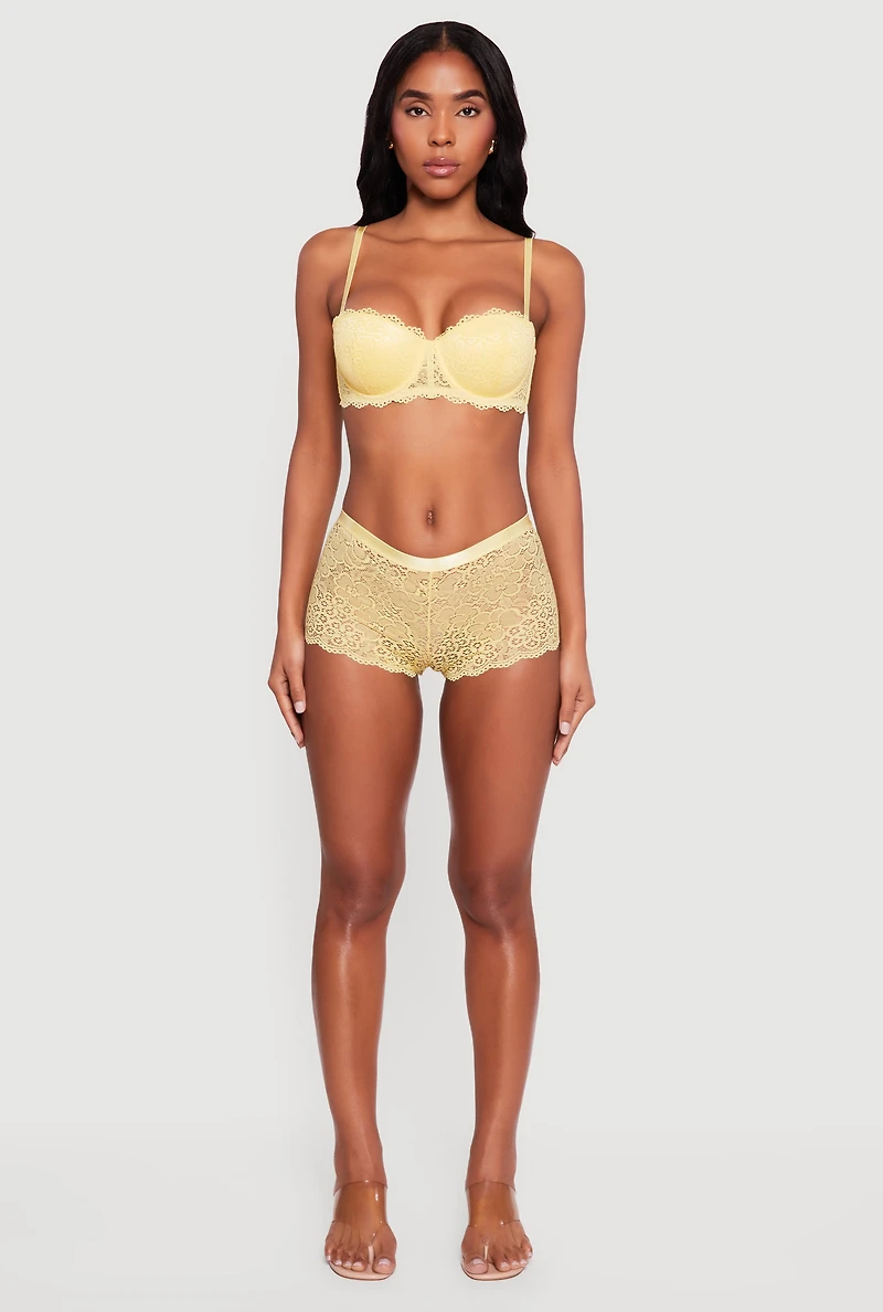 Scalloped Lace Convertible Strapless Bra