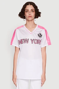 Womens Trendy V-Neck New York Graphic Jersey, White, Size M