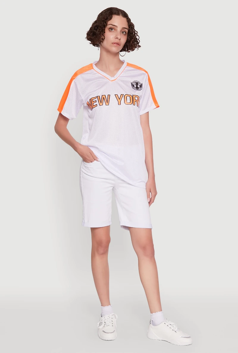 Womens Trendy V-Neck New York Graphic Jersey, White,