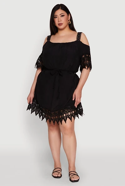 Womens Plus Chic Crochet Detail Gauze Knit Cold Shoulder Dress,