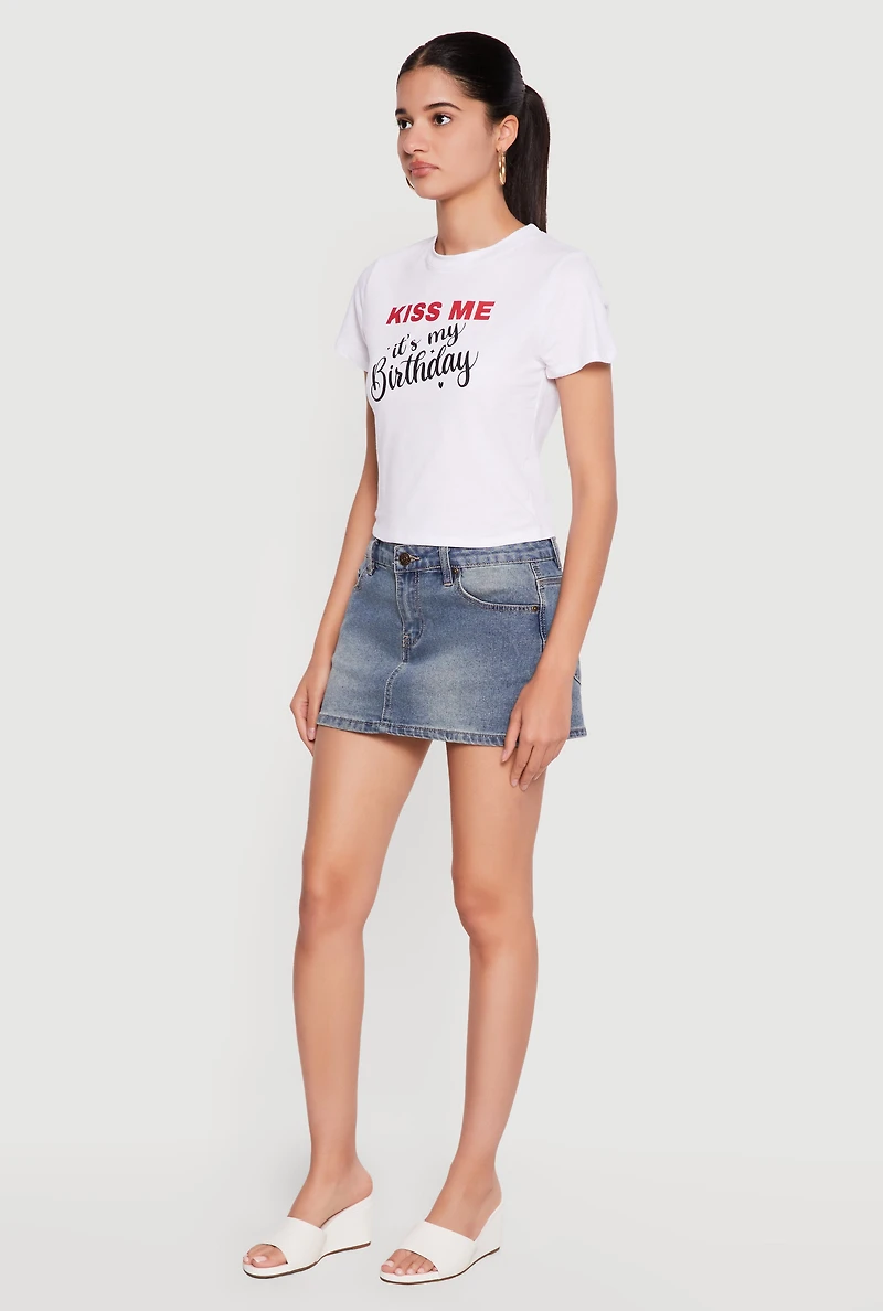 Kiss Me Its My Birthday Graphic Tee