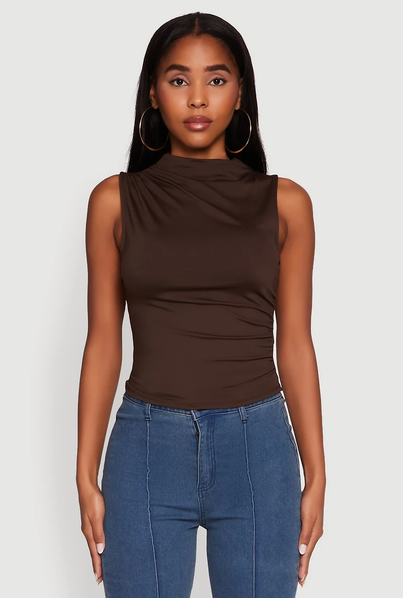 Womens Madden Girl Sleeveless Classic Fit Solid Funnel Neck Top, Brown, Size M