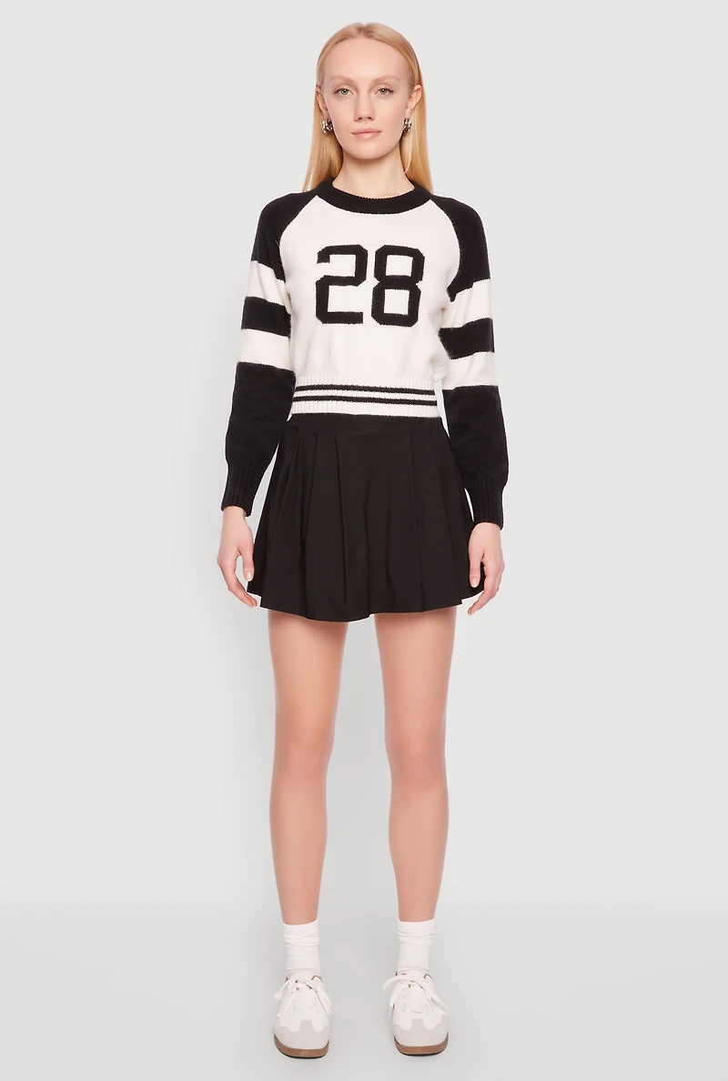Womens Daisy 28 Varsity Stripe Graphic Sweater, M