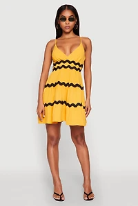 Womens Airy Contrast Trim Tiered Dress, Yellow, Size S