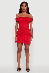 Womens Off the Shoulder Ruched Tiered Bodycon Dress, Red, Size M