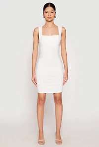 Womens Crepe Knit Scalloped Trim Dress, White, Size S