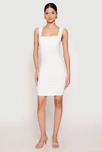Womens Crepe Knit Scalloped Trim Dress, White, Size S