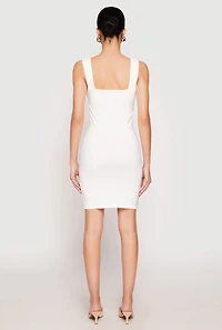 Womens Crepe Knit Scalloped Trim Dress, White, Size S