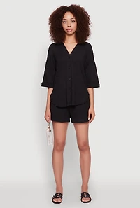 Chic Textured Knit Shirt with Quarter Sleeves and Classic Fit