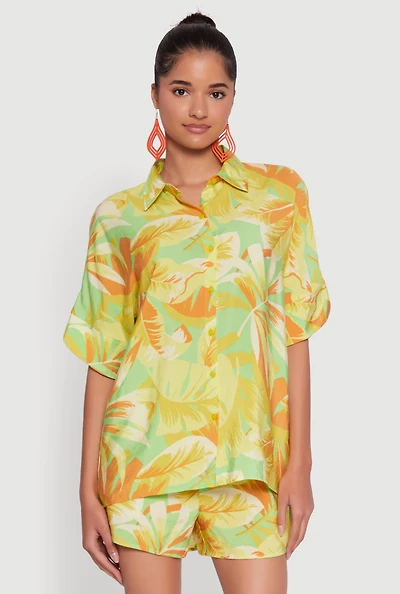 Womens Trendy Leaf Print Crepe Knit Button Front Shirt, Multi, Size M