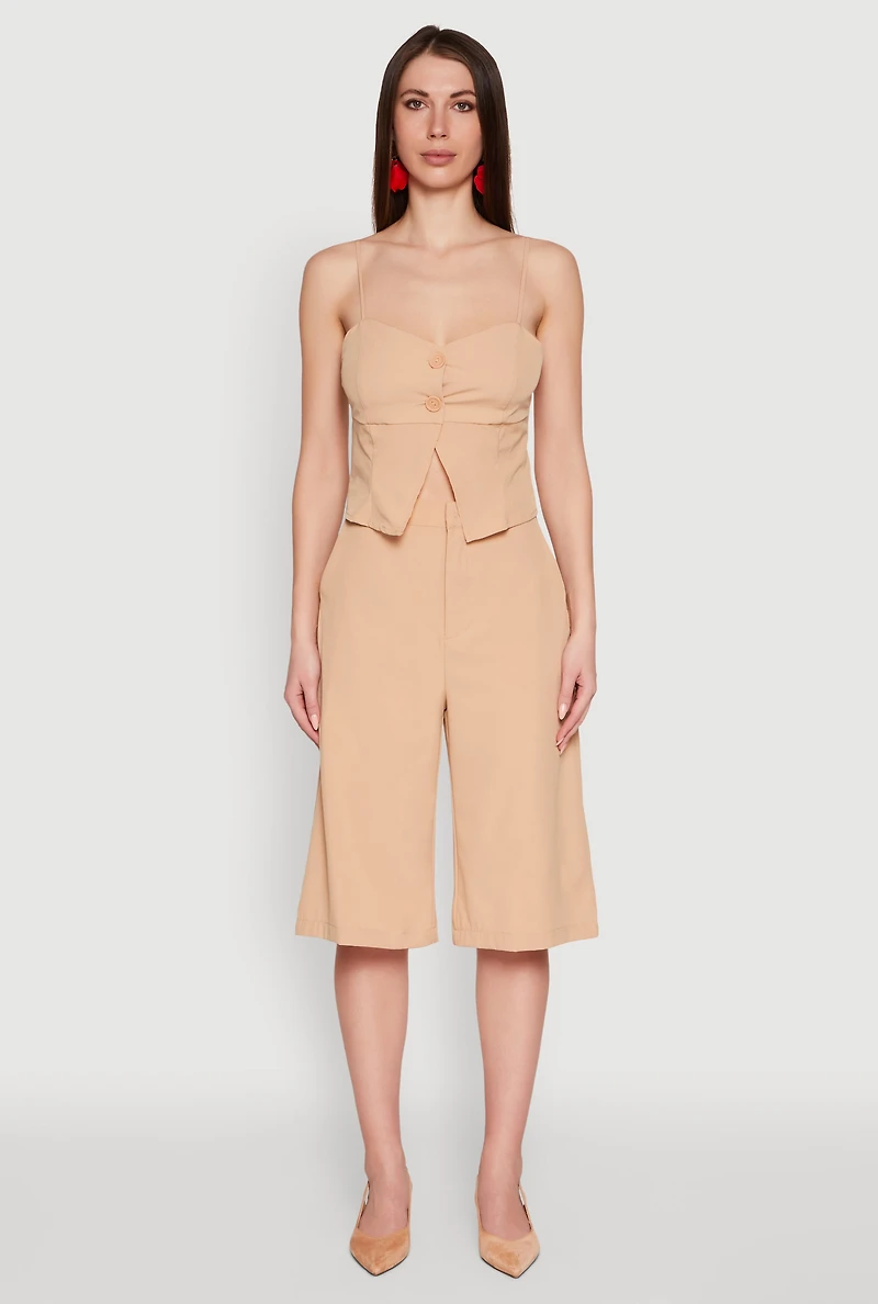 Chic Sleeveless Sweetheart Top with Button Details