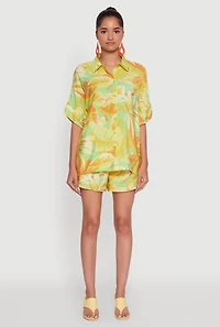 Womens Trendy High Waisted Floral Leaf Print Crepe Knit Shorts, Green,