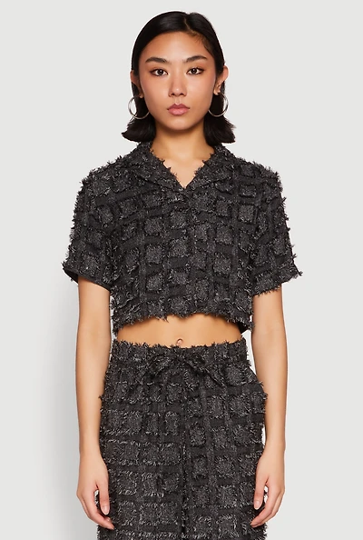 Womens Spoon Jeans Plaid Frayed Cropped Shirt, Black,