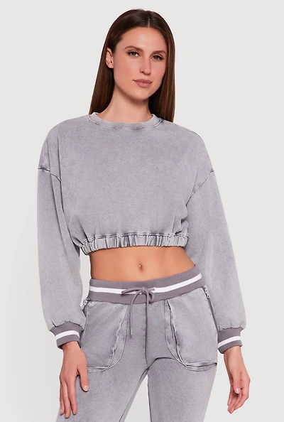 Long Sleeve Crew Neck Cropped Pullover