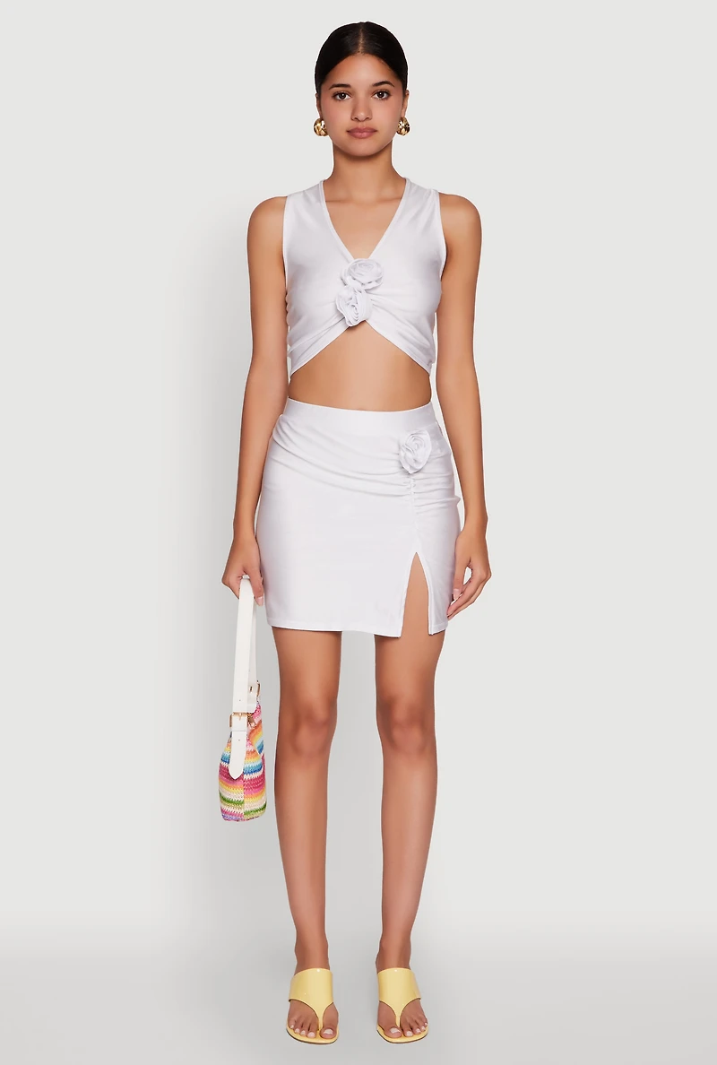 Womens Trendy Rose Applique Sleeveless V-Neck Ruched Crop Top, White,