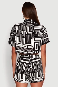 Womens Crepe Knit Geometric Print Cropped Shirt, Multi, Size M