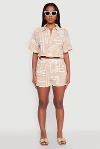 Womens Crepe Knit Geometric Print Cropped Shirt, Beige, Size S