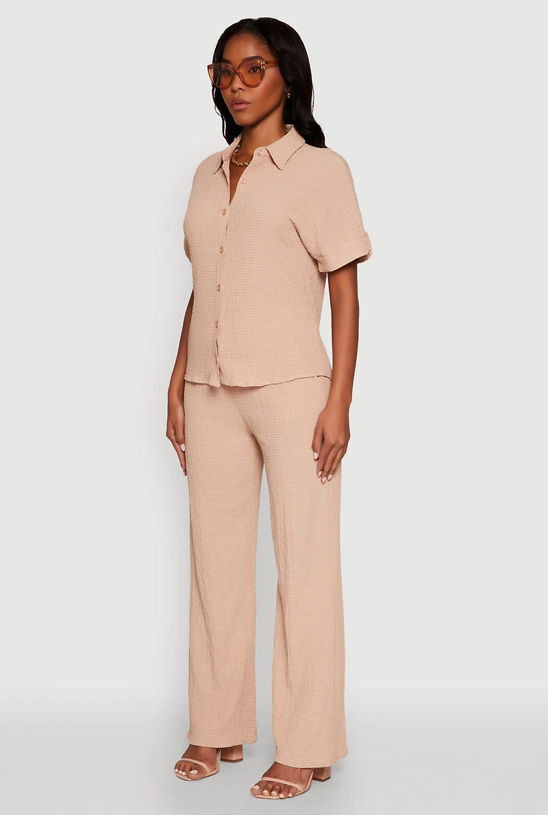 Womens Seersucker Striped Button Front Shirt with Classic Fit, L