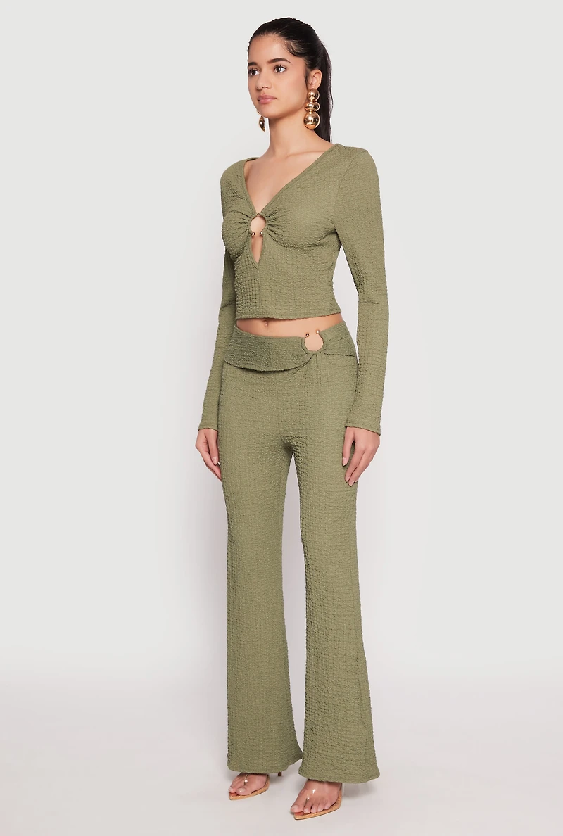 Womens Textured Knit O Ring Keyhole Crop Top, Green, Size M