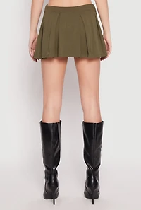 Womens Cell Phone Pocket Pleated Skort, Green,