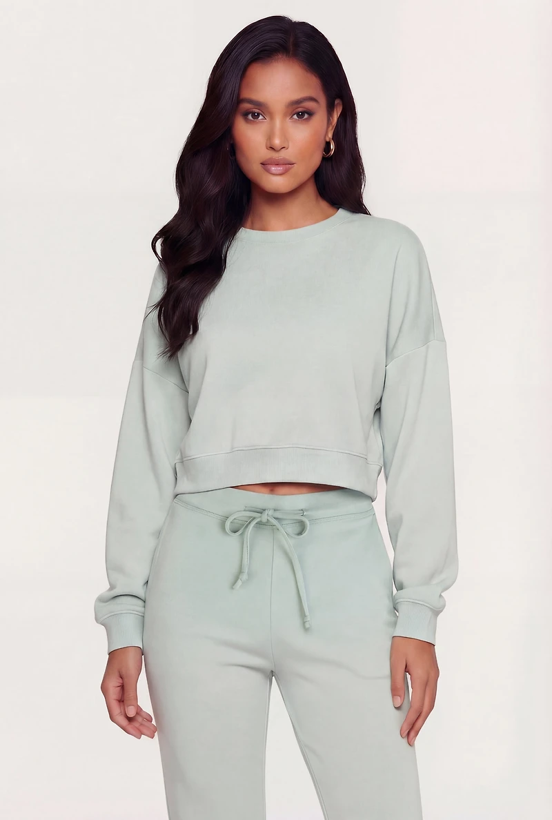 Cropped Long Sleeve Crew Neck Pullover Sweatshirt