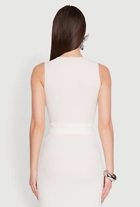 Womens Sleeveless Textured Knit Crop Top, White, Size M