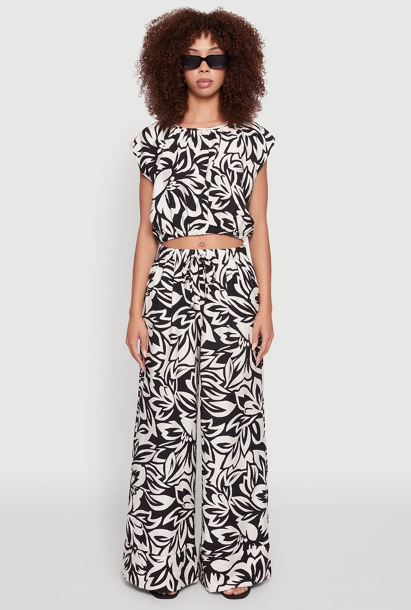 Crepe Knit Printed Pattern Crop Top