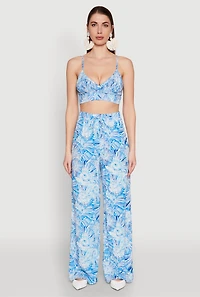 Womens Almost Famous Sleeveless V-Neck Crop Top for Going Out, Blue, Size S