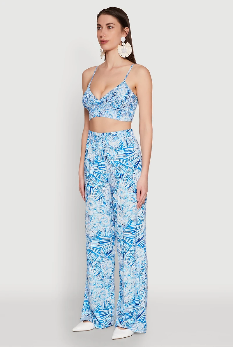 Womens Almost Famous Sleeveless V-Neck Crop Top for Going Out, Blue, Size S