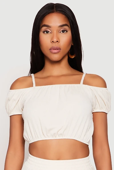 Womens Almost Famous Textured Knit Cold Shoulder Crop Top, Beige, Size L