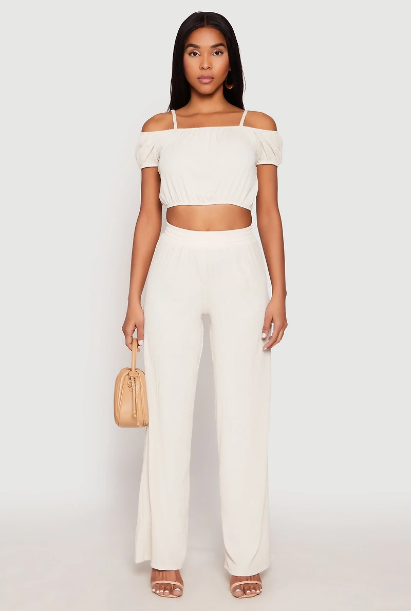 Womens Almost Famous Textured Knit Cold Shoulder Crop Top, Beige, Size S