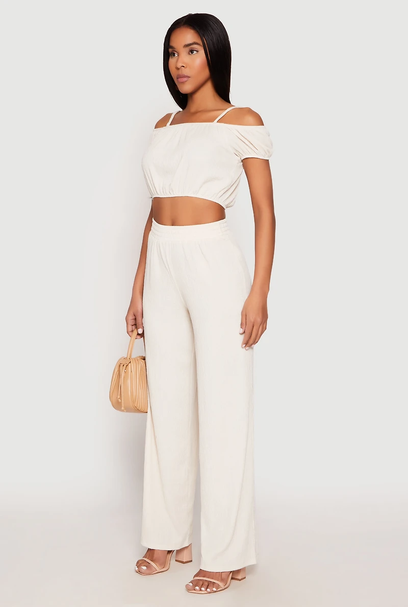 Womens Almost Famous Textured Knit Cold Shoulder Crop Top, Beige, Size S