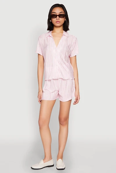 Almost Famous Plisse Lettuce Edge Striped Shorts