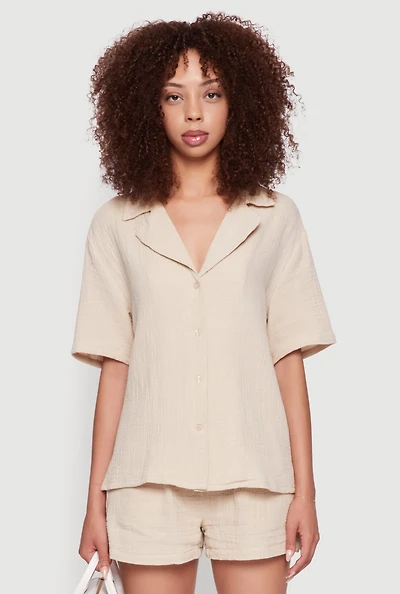 Womens Trendy Gauze Knit Short Sleeve Classic Fit Camp Shirt,