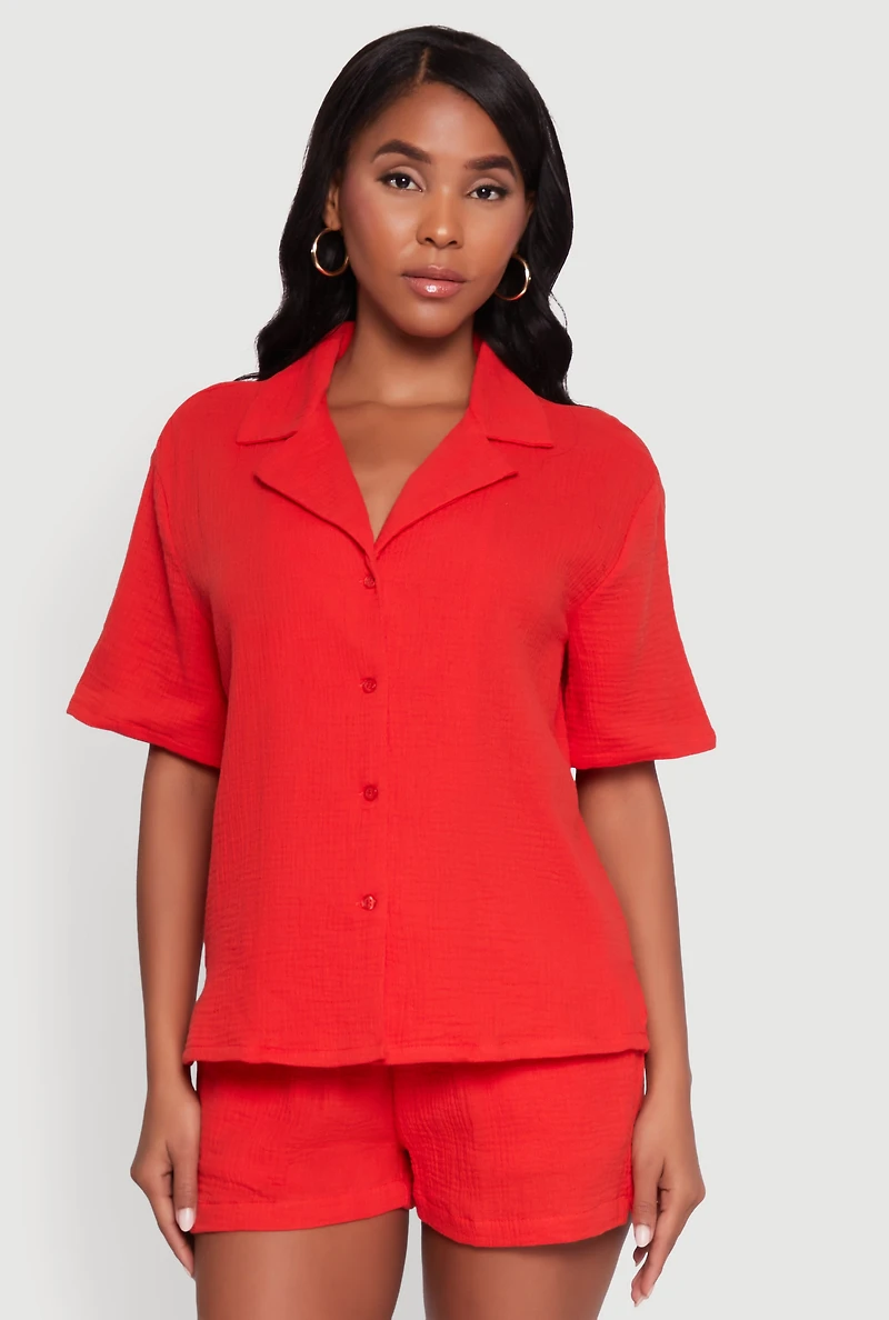Womens Trendy Gauze Knit Short Sleeve Classic Fit Camp Shirt, Red,