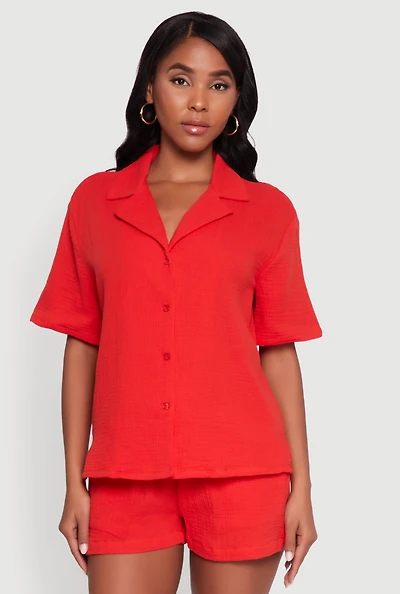 Womens Trendy Gauze Knit Short Sleeve Classic Fit Camp Shirt, Red,