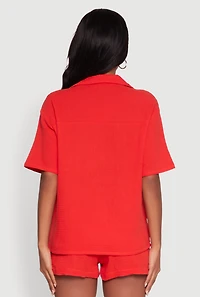 Womens Trendy Gauze Knit Short Sleeve Classic Fit Camp Shirt, Red, Size S