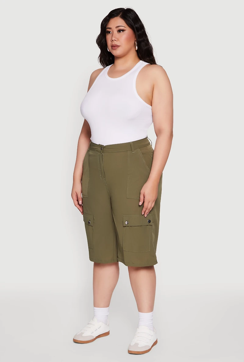 Womens Plus High Waisted Solid Nylon Cargo Shorts, 1X
