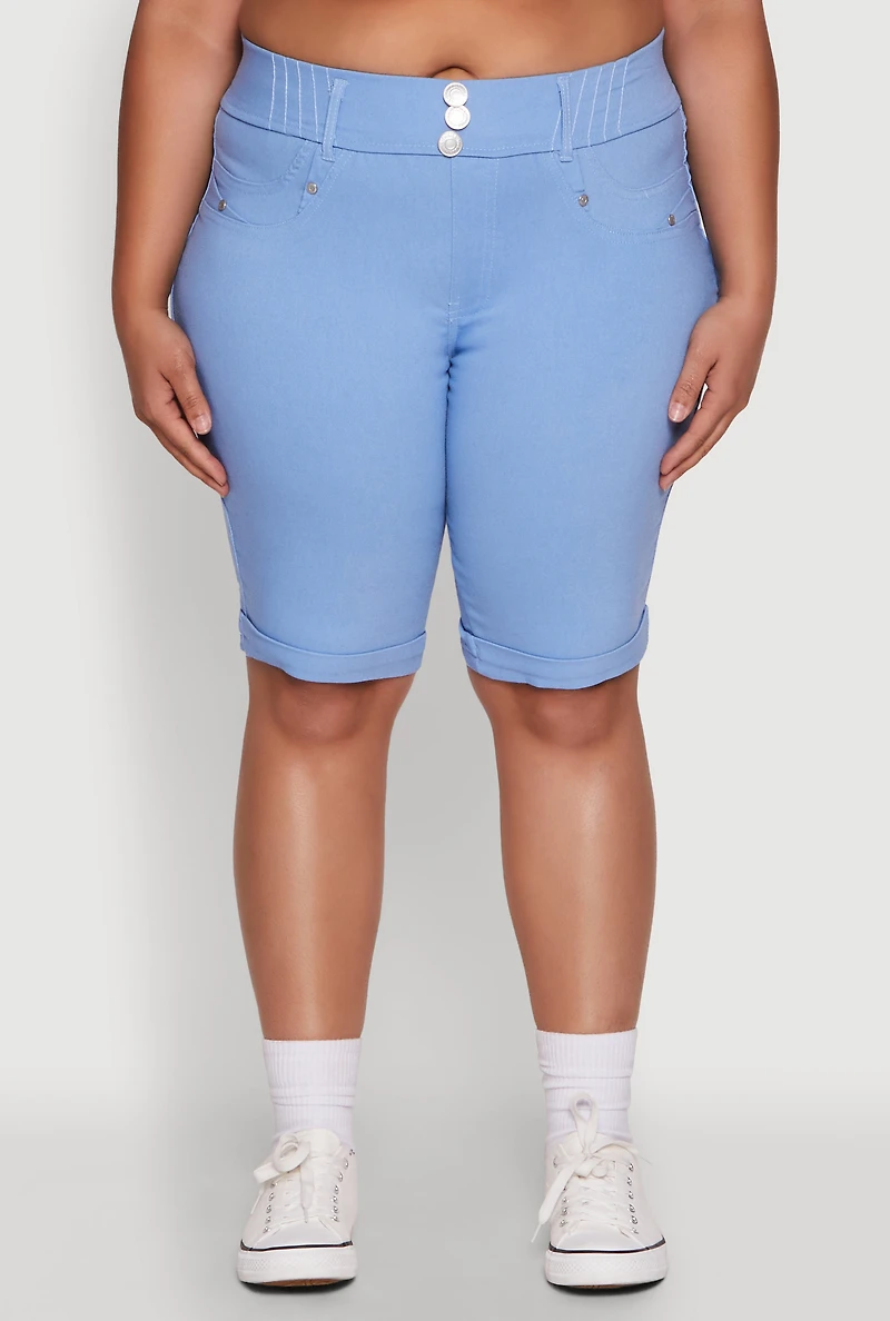 Womens Plus Trendy Snatched High Waist Bermuda Shorts with Faux Buttons, 3X