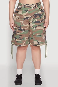 Womens Plus Size Almost Famous Camouflage Cargo Bermuda Shorts, Green, Size 18