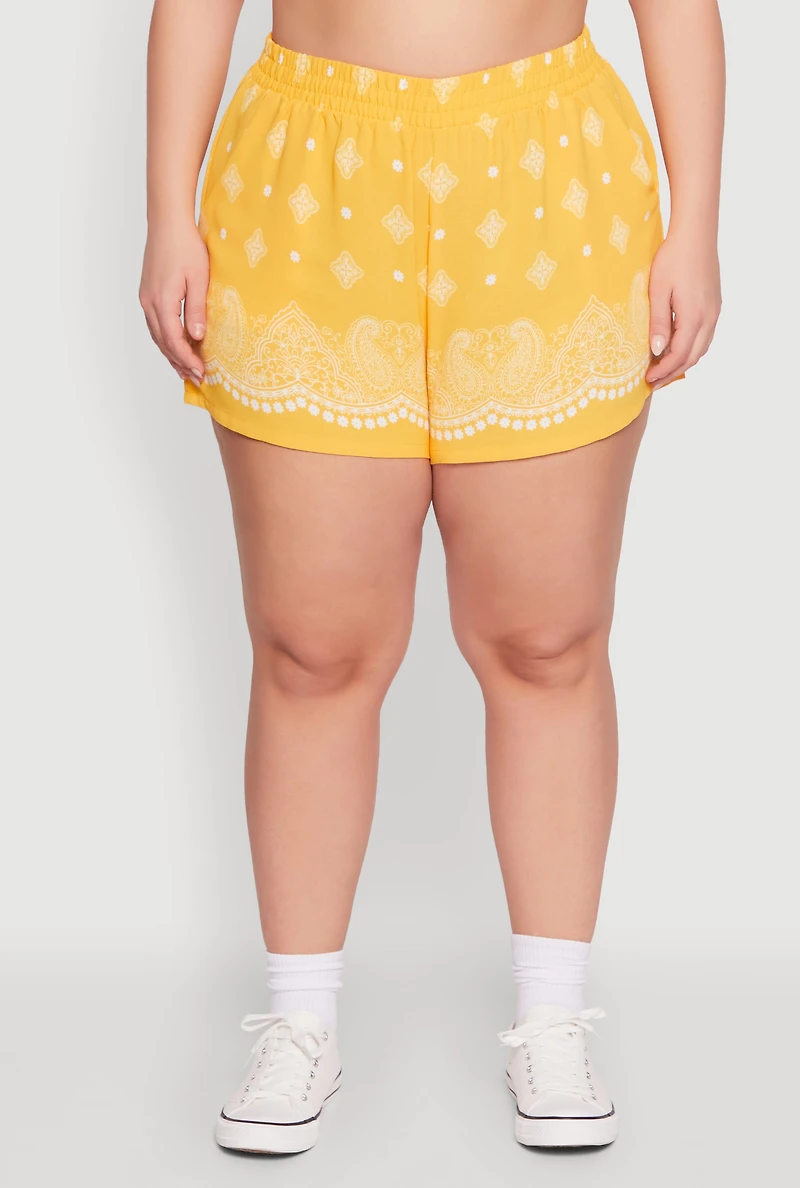 Womens Plus Crepe Knit Bandana Print Shorts, Yellow,