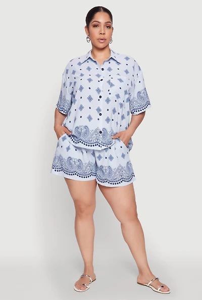 Womens Plus Crepe Knit Bandana Print Shorts, 1X