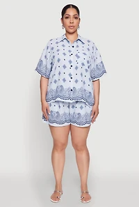Womens Plus Crepe Knit Bandana Print Shorts, 1X