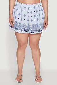 Womens Plus Crepe Knit Bandana Print Shorts, 1X