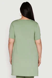 Plus Size Daisy Side Slit Crew Neck Tunic Top