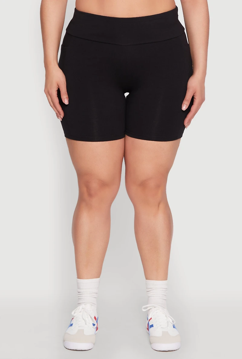 Womens Plus Size Cell Phone Pocket Shorts, Black, Size 1X