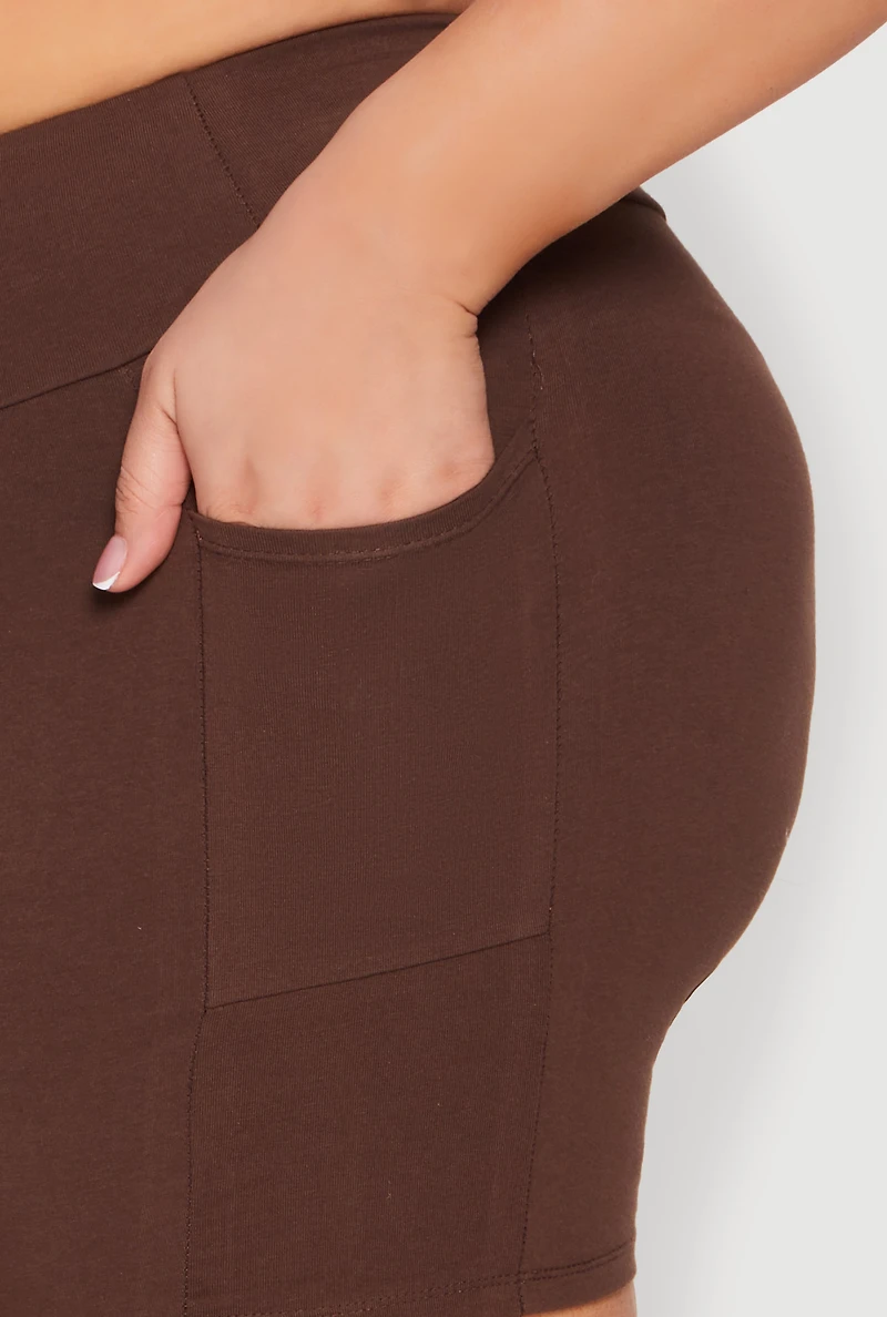 Plus Size Cell Phone Pocket Shorts